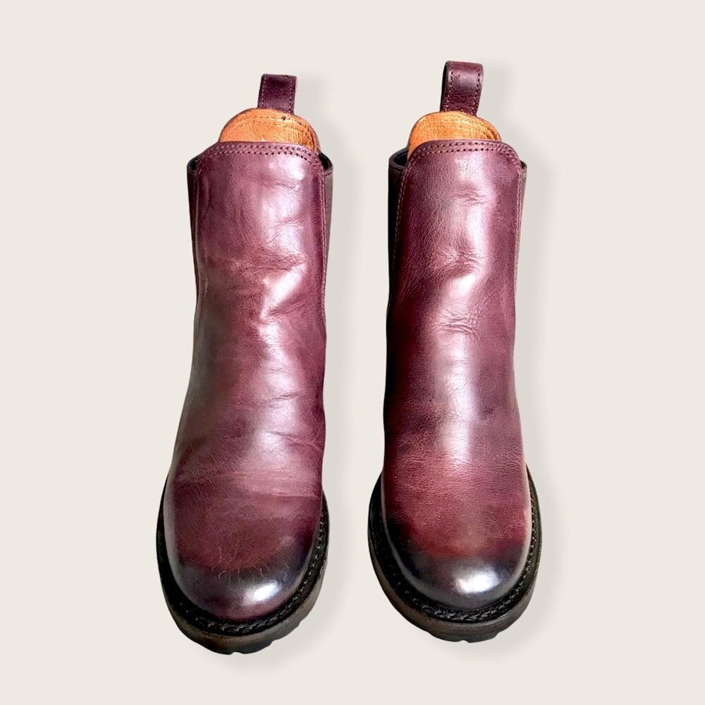 Frye Sabrina Chelsea Burgundy Genuine Leather Vintage-Retro Moto Ankle Booties - Picture 9 of 16
